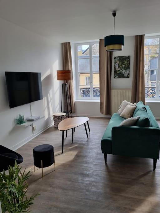 Appartement Jungle- Hypercentre -Charleville ภายนอก รูปภาพ